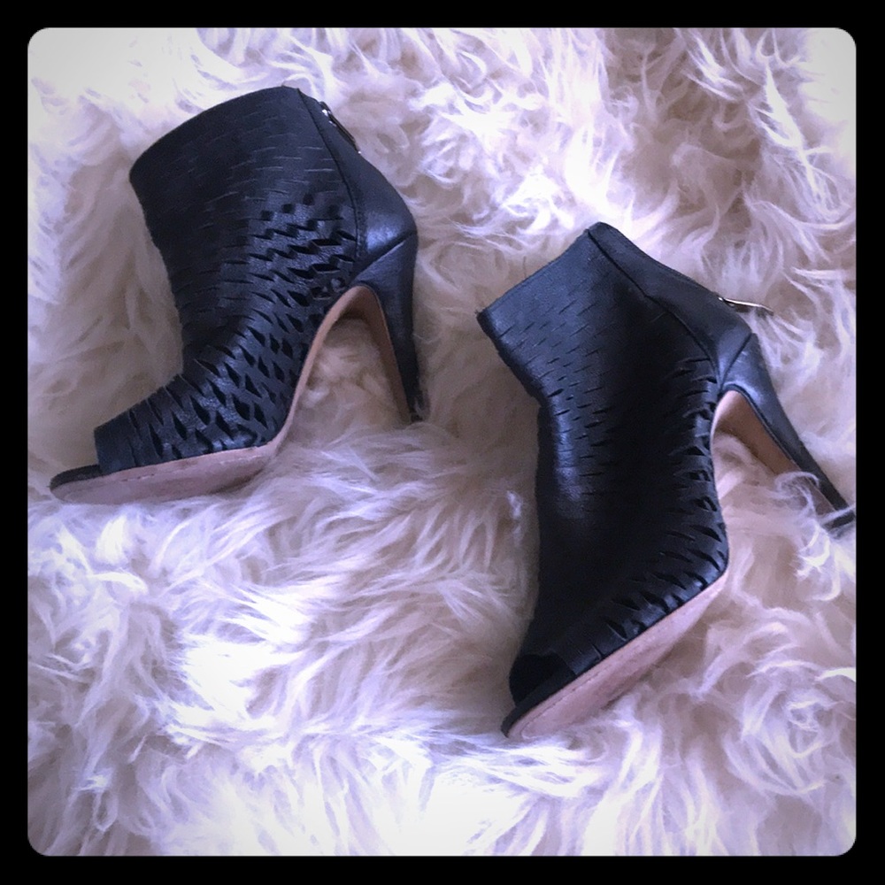 Vince Camuto